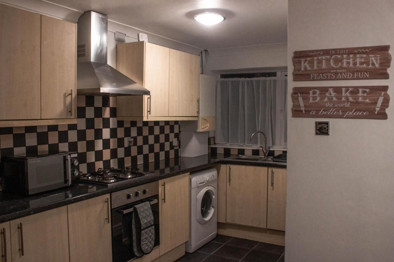 Business Friendly 3Br Home - King Size Beds & Centrally Located Swansea Exterior foto